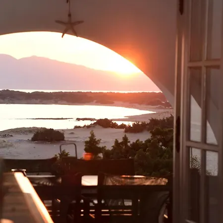 Nyaraló Paradise Pirgaki Naxos Ajaszósz