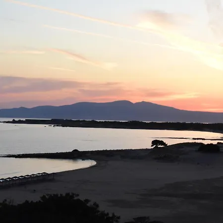 Paradise Pirgaki Naxos Nyaraló