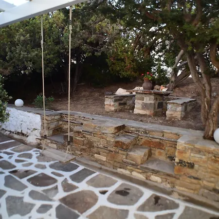 Paradise Pirgaki Naxos * Agiassos